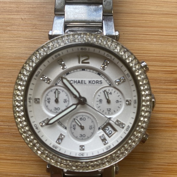 Michael Kors silver watch with diamond detail - Picture 2 of 2